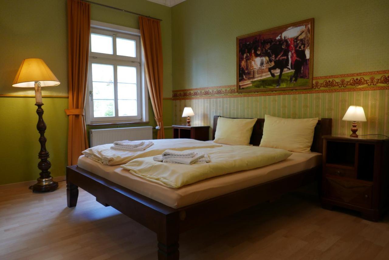 Tagungszentrum-Allerheiligen Hotel Loewenherz Oppenau Exterior foto